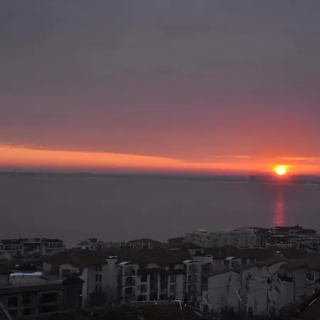 Sea View شقة سفيتي فلاس